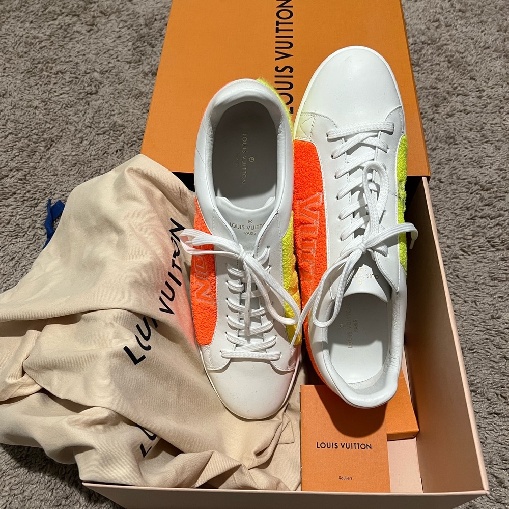 Size 10 LV sneakers, box/shoe bags/care pamphlet/extra laces included